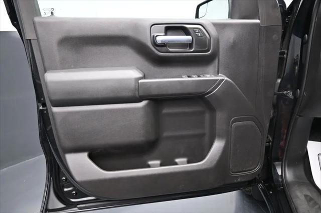 2020 Chevrolet Silverado 1500 2WD Crew Cab Short Bed Custom