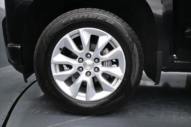2020 Chevrolet Silverado 1500 2WD Crew Cab Short Bed Custom