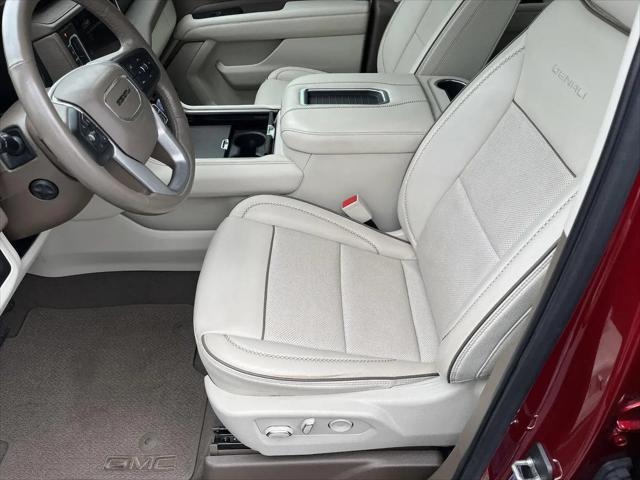 2022 GMC Yukon 4WD Denali