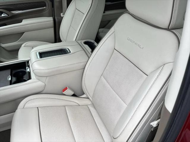 2022 GMC Yukon 4WD Denali