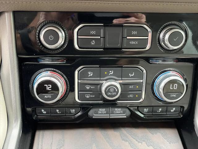 2022 GMC Yukon 4WD Denali