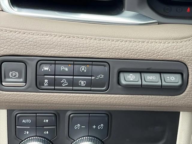 2022 GMC Yukon 4WD Denali