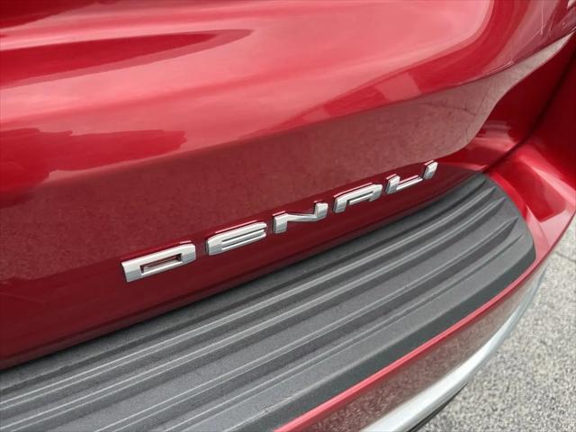 2022 GMC Yukon 4WD Denali