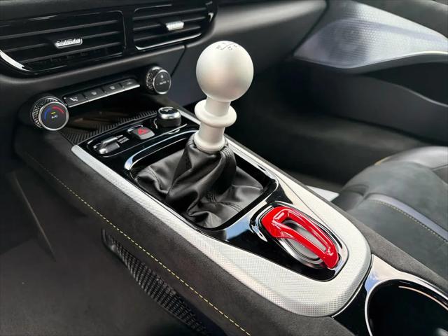 2026 Lotus Emira V6 SE