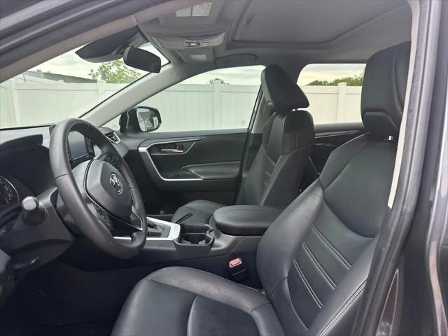 2021 Toyota RAV4 XLE Premium