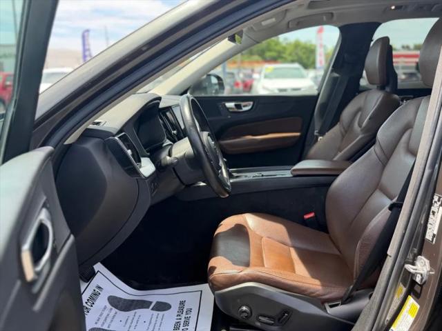 2018 Volvo XC60 T5 Momentum