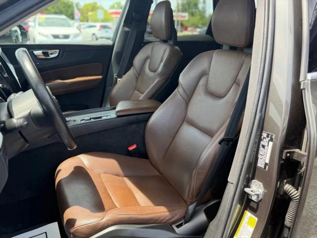 2018 Volvo XC60 T5 Momentum