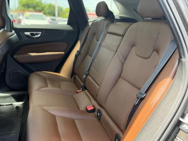 2018 Volvo XC60 T5 Momentum