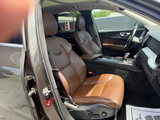 2018 Volvo XC60 T5 Momentum