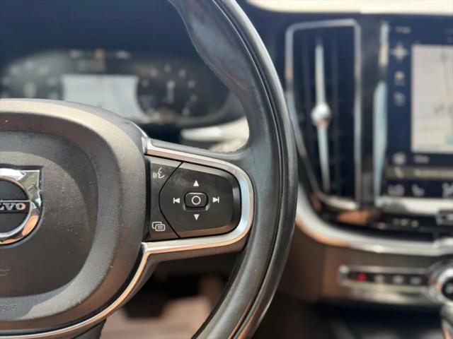 2018 Volvo XC60 T5 Momentum