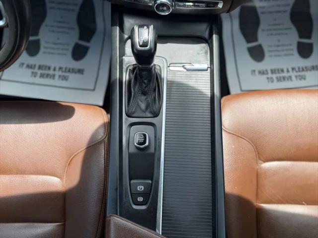 2018 Volvo XC60 T5 Momentum