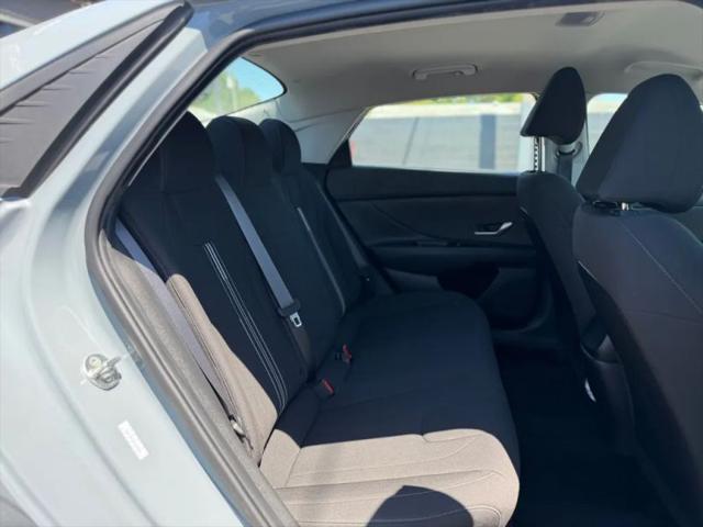 2023 Hyundai Elantra SEL