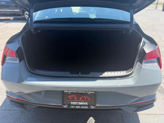 2023 Hyundai Elantra SEL