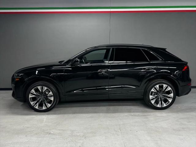 2025 Audi Q8 Premium 55 TFSI quattro