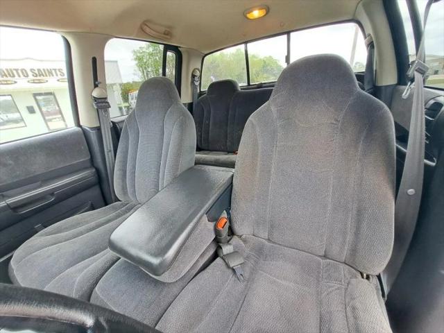 2001 Dodge Dakota Base