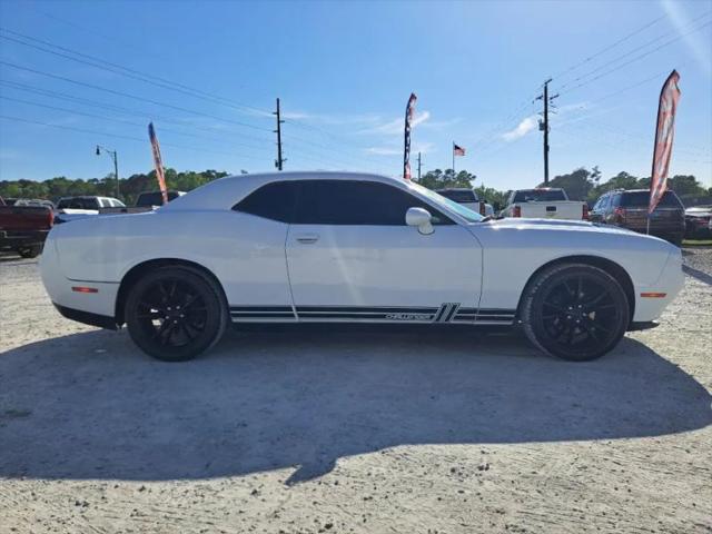 2016 Dodge Challenger SXT Plus