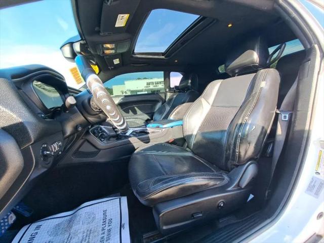 2016 Dodge Challenger SXT Plus