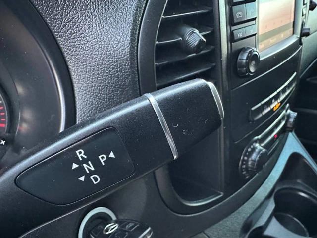 2016 Mercedes-Benz Metris Base