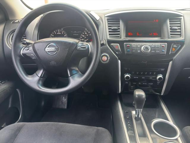 2015 Nissan Pathfinder S