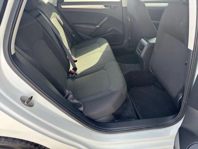 2017 Volkswagen Passat 1.8T S