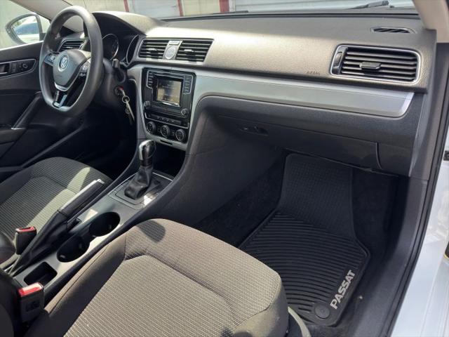2017 Volkswagen Passat 1.8T S