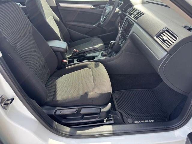 2017 Volkswagen Passat 1.8T S
