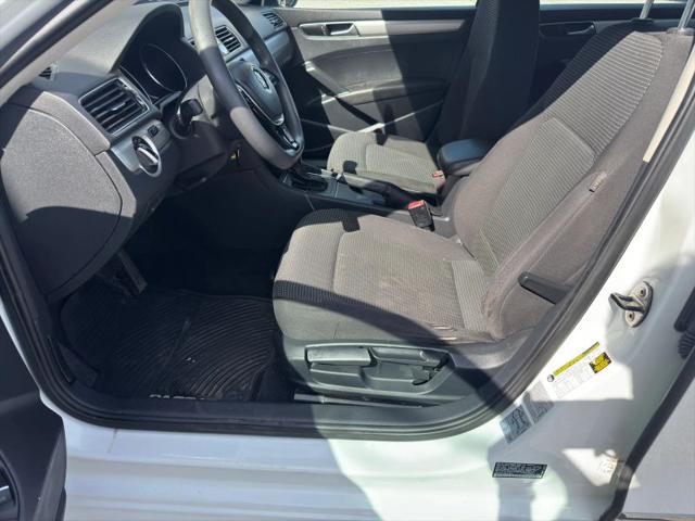 2017 Volkswagen Passat 1.8T S