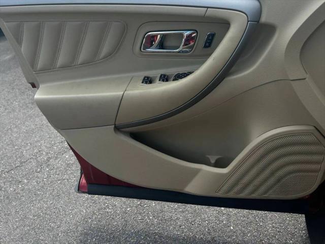 2015 Ford Taurus SEL