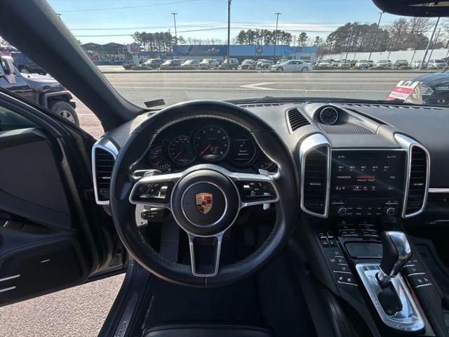 2018 Porsche Cayenne Base
