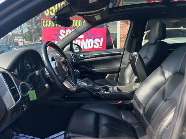 2018 Porsche Cayenne Base