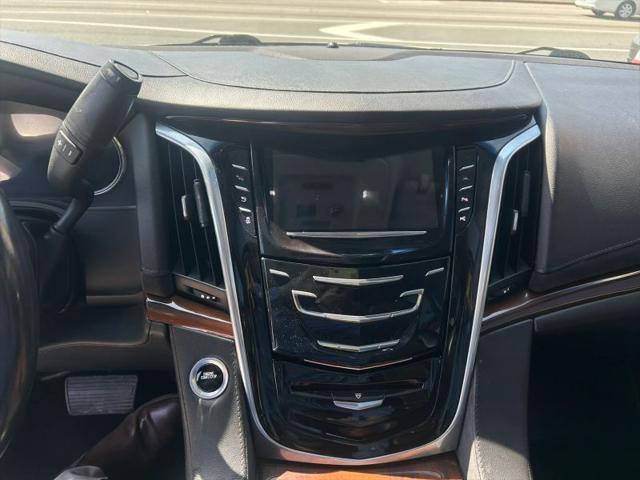2019 Cadillac Escalade ESV Luxury