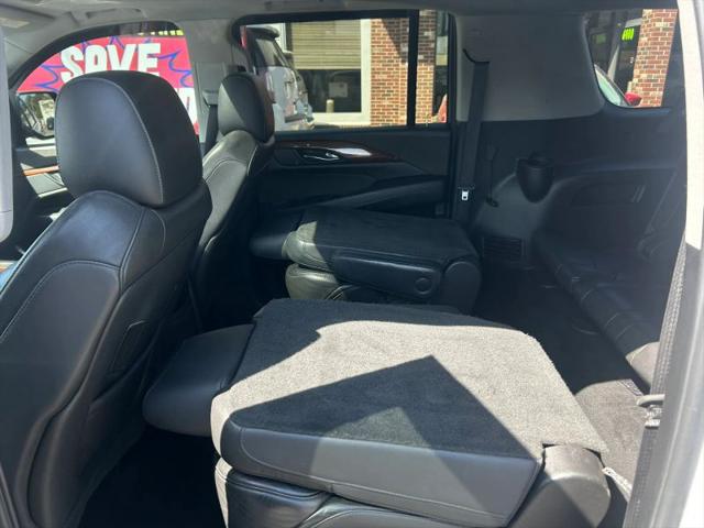 2019 Cadillac Escalade ESV Luxury
