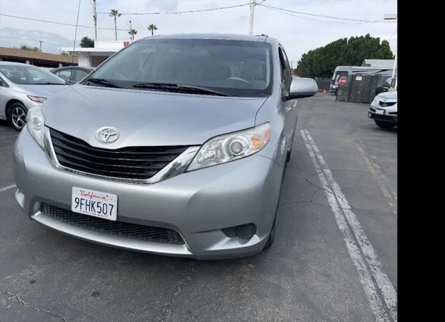 2011 Toyota Sienna LE