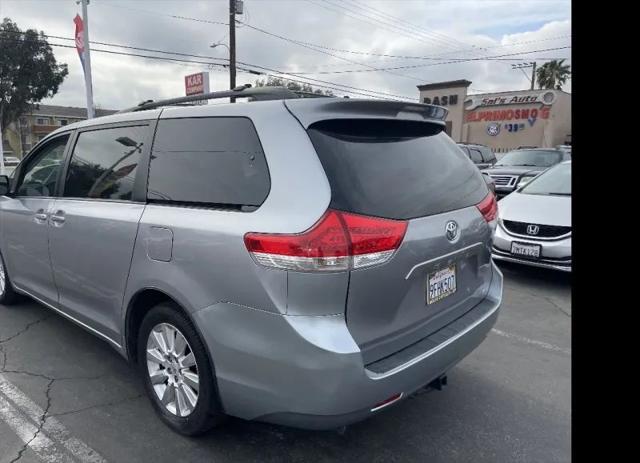 2011 Toyota Sienna LE