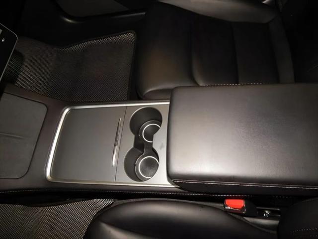 2022 Tesla Model 3 Long Range Dual Motor All-Wheel Drive