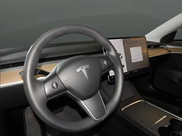 2022 Tesla Model 3 Long Range Dual Motor All-Wheel Drive