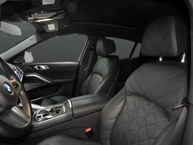 2025 BMW X6 xDrive40i