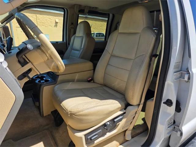 2009 Ford F-350 LARIAT