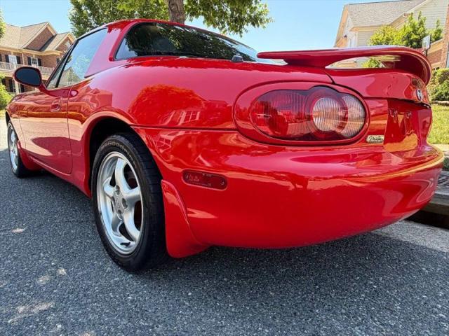 2002 Mazda MX-5 SE