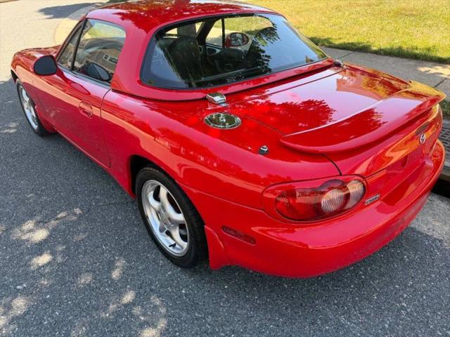 2002 Mazda MX-5 SE