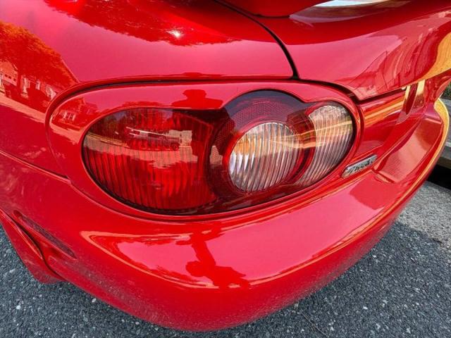 2002 Mazda MX-5 SE