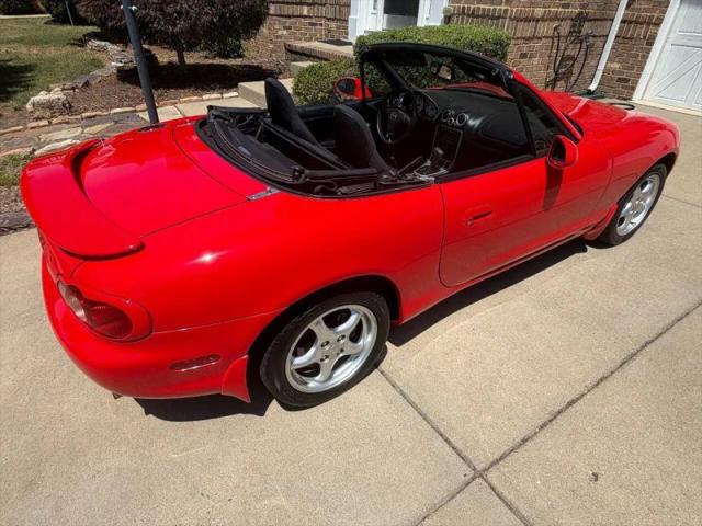 2002 Mazda MX-5 SE