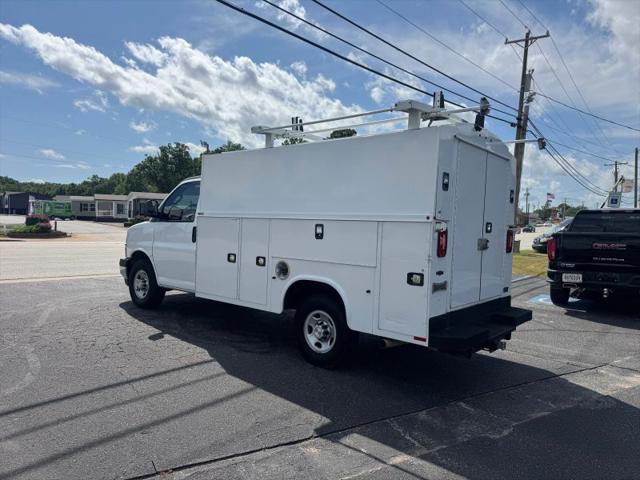 2022 Chevrolet Express Cutaway Work Van