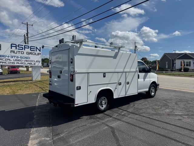 2022 Chevrolet Express Cutaway Work Van
