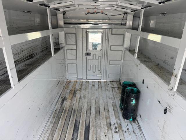 2022 Chevrolet Express Cutaway Work Van