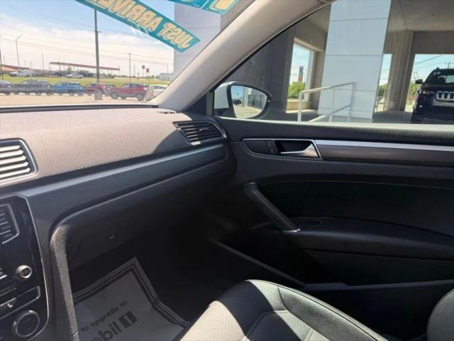2018 Volkswagen Passat 2.0T S
