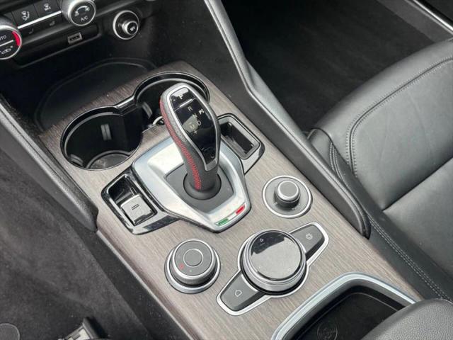 2022 Alfa Romeo Giulia Ti AWD
