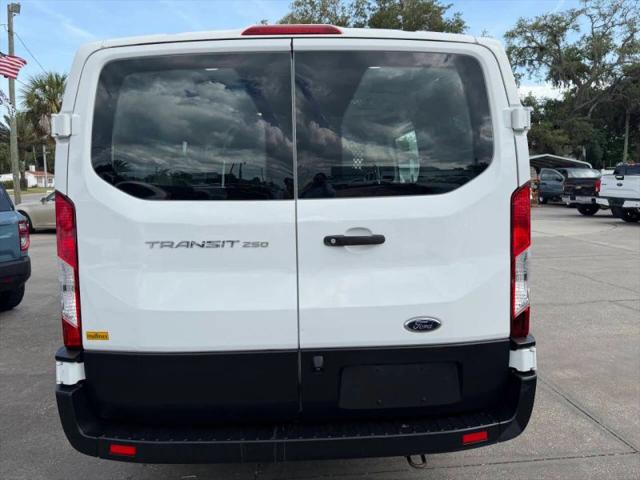 2019 Ford Transit w/Sliding Side Door w/RWB