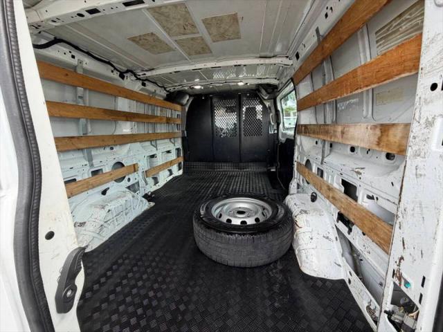 2019 Ford Transit w/Sliding Side Door w/RWB