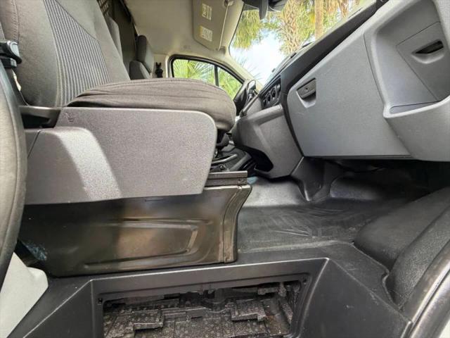 2019 Ford Transit w/Sliding Side Door w/RWB